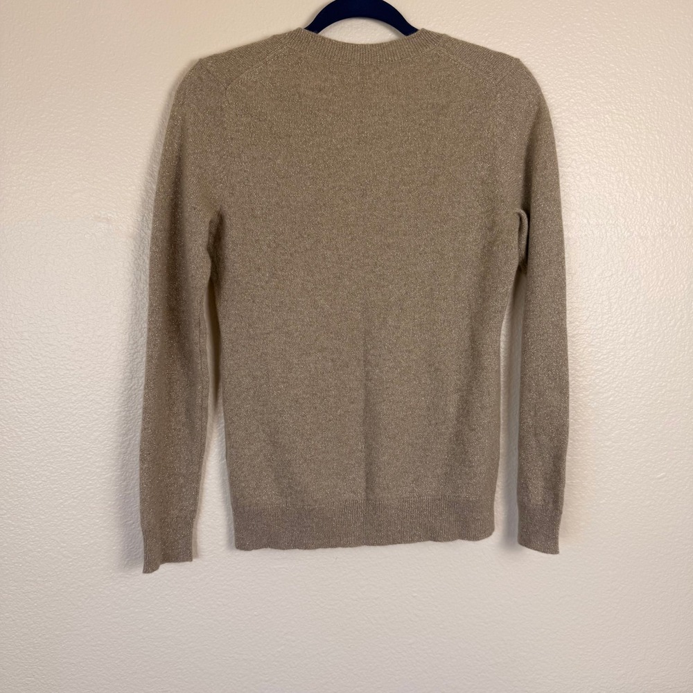 Charter Club Cashmere V-Neck Sweater Womens S Champagne Gold Minimalist Shimmer - Picture 6 of 8